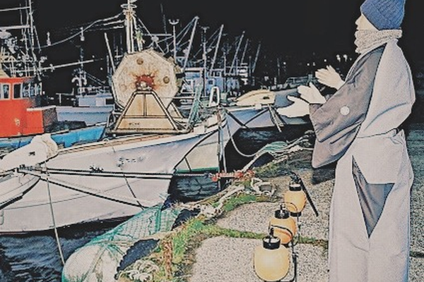 日東マリンランプ　漁師町の伝統