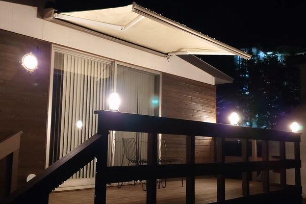 船のでんきや日東電機　マリランプは復興の灯り　Lighthouse210dk