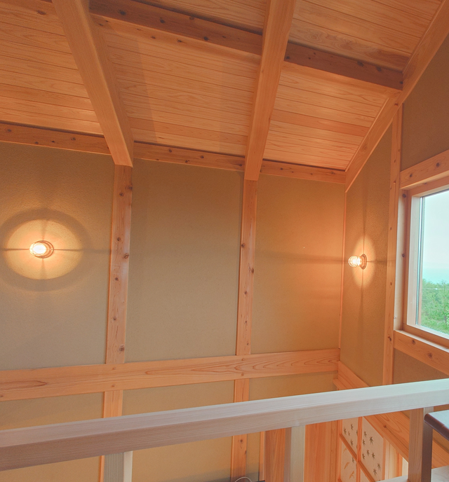 1B18c66 船のでんきや日東電機 マリランプは復興の灯り Lighthouse210dk