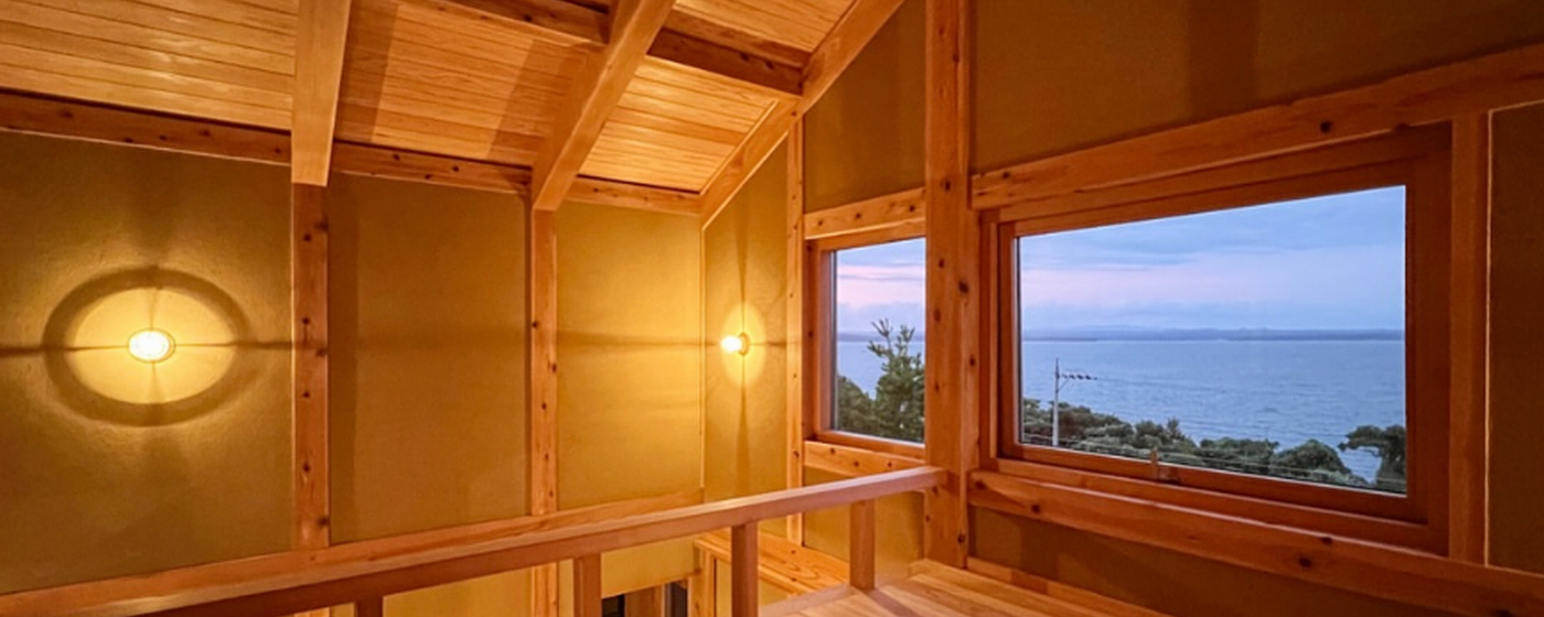 船のでんきや日東電機　マリランプは復興の灯り　Lighthouse210dk