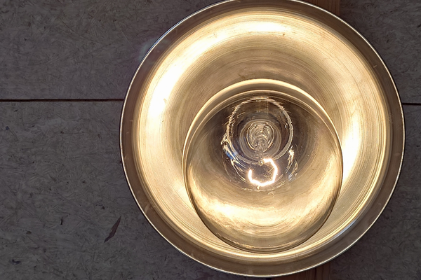 船のでんきや日東電機　マリランプは復興の灯り　Lighthouse210dk