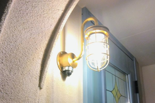 船のでんきや日東電機　マリランプは復興の灯り　Lighthouse210dk