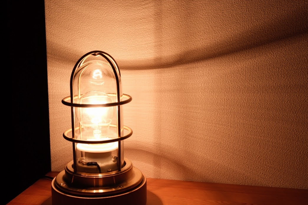 船のでんきや日東電機　マリランプは復興の灯り　Lighthouse210dk