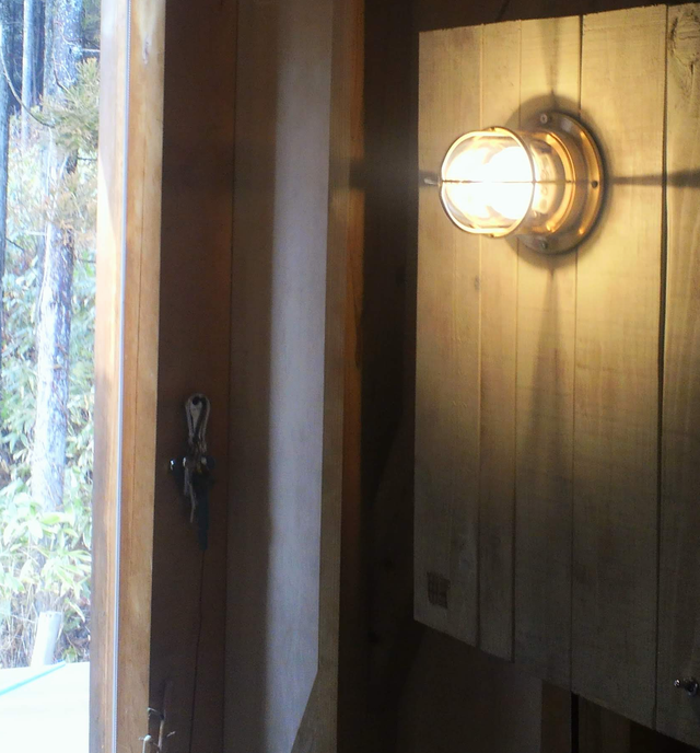 船のでんきや日東電機　マリランプは復興の灯り　Lighthouse210dk