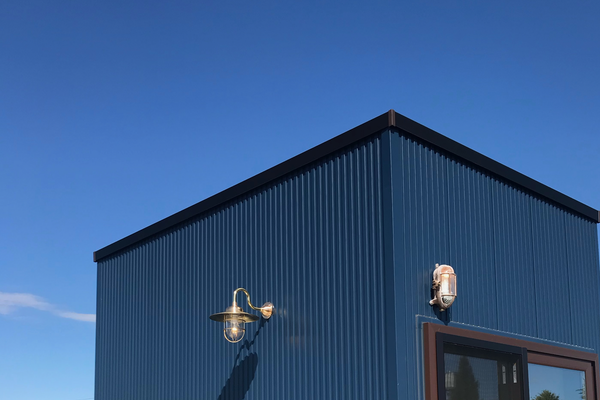 船のでんきや日東電機　マリランプは復興の灯り　Lighthouse210dk