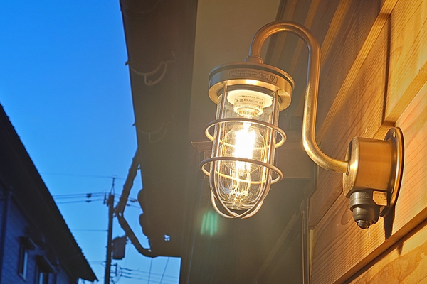 船のでんきや日東電機　マリランプは復興の灯り　Lighthouse210dk